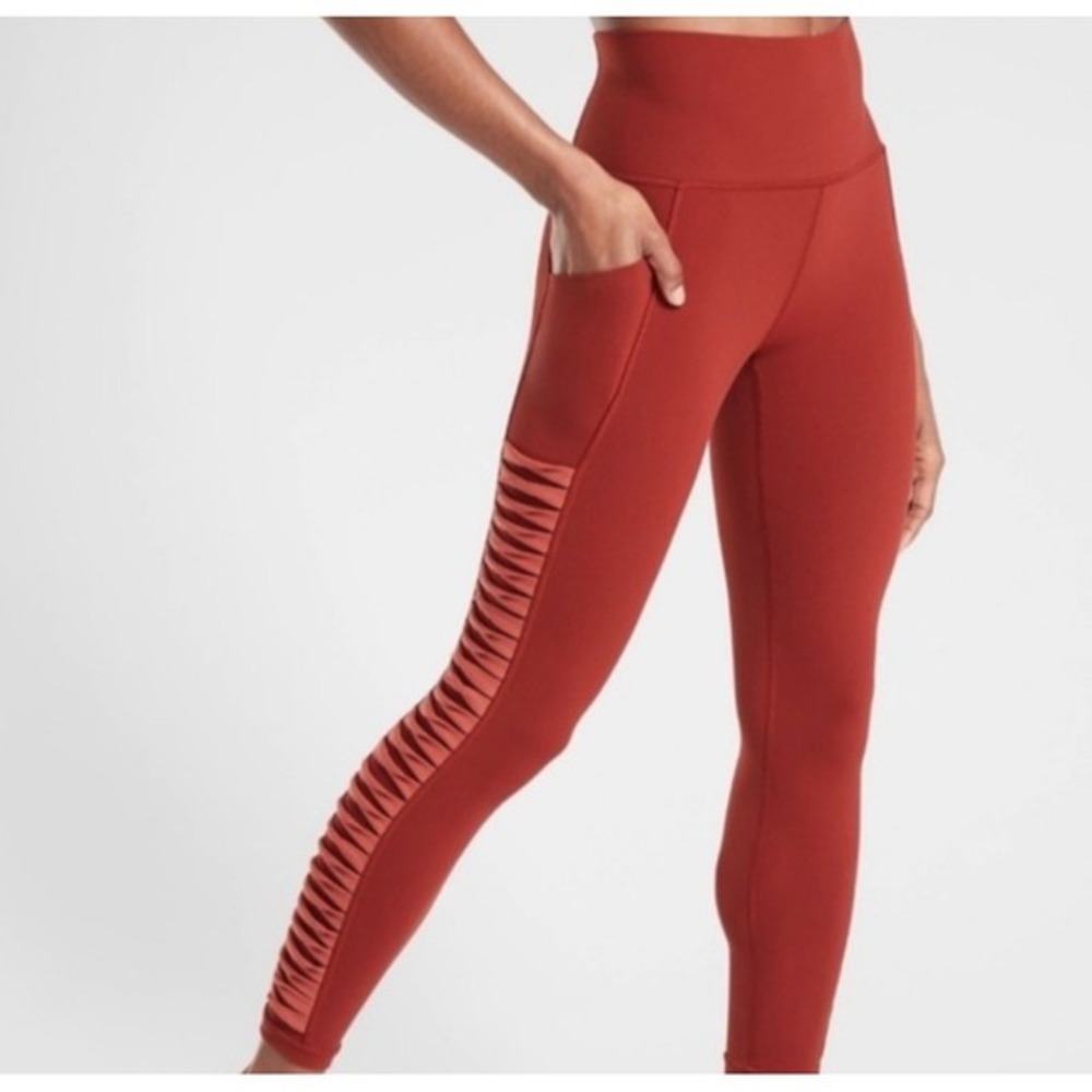 Athleta Salutation Powervita‎ Leggings Rust Slitted Leg Detail Size Small